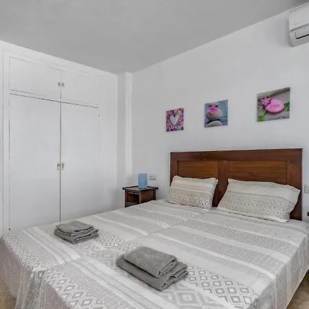 Edificio M Carmen By Interhome * フエンヒロラ